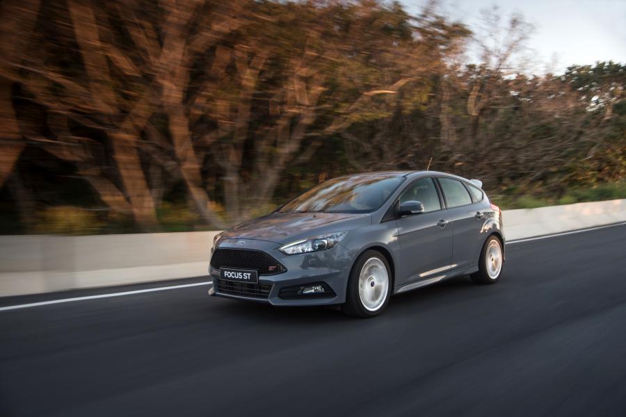  Ford Focus ST 2015 года  (ZA) (фото 8 из 30)